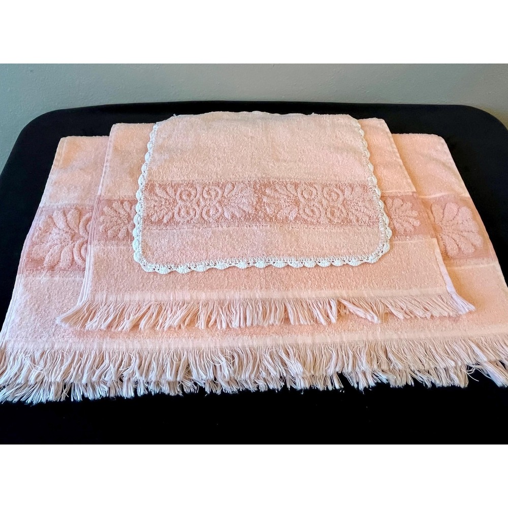 Vintage Cannon Santa Cruz Peach Towel Set 3 Pc Grandmacore Cottagecore USA